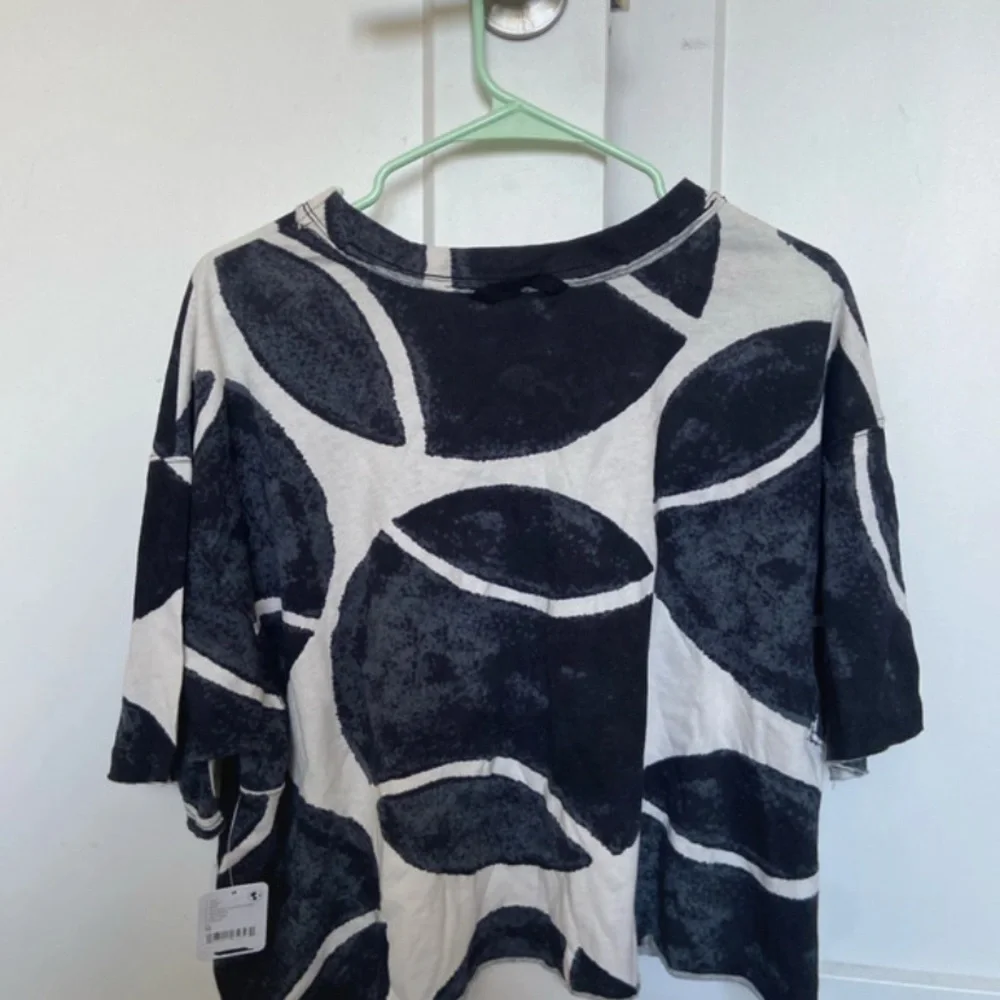 NWT! Free People Movement Inspired Printed Tee; Racquet Combo; Size Medium - Picture 12 of 13